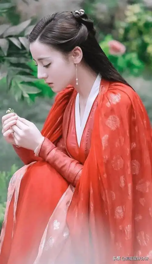 盘点了古装剧里迪丽热巴的红衣,每一件都喜欢_红色_白凤九_眼睛