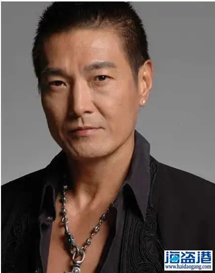 《古惑仔4之战无不胜》和《古惑仔6之胜者为王》,作为香港诸多演员中