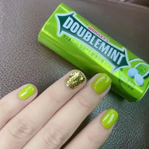 春天美甲谁能拒绝绿箭75同款绿色美甲