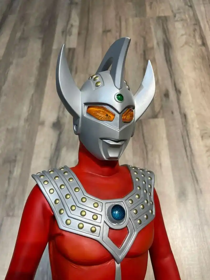 xplus 50厘米 泰罗奥特曼 图片分享 没啥好说的,大即是正义,帅就完了