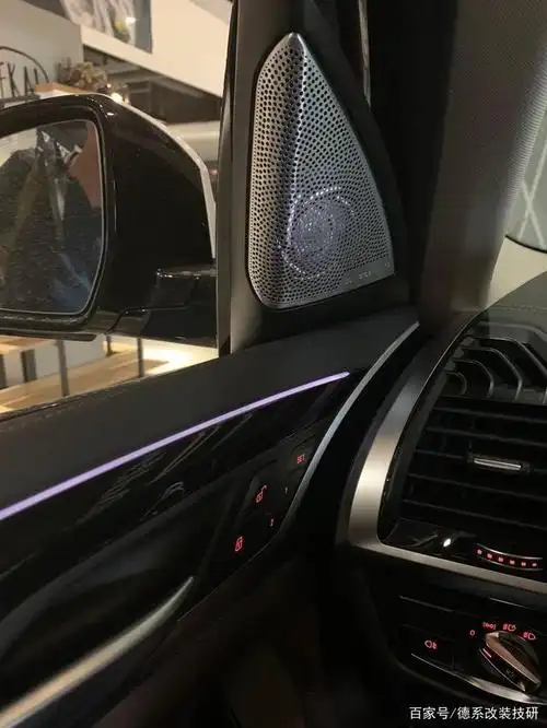 光线美学——新款宝马x3改装氛围灯 宝华发光套件