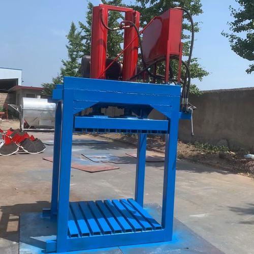 饮料瓶废铁屑压块机 立式废纸液压打包机价格 编织袋压缩打包机