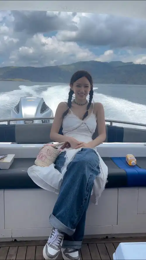 林允,尹正等    海归嘉宾:王嘉尔,徐明浩,程潇,宋雨琦,王霏霏,孟佳