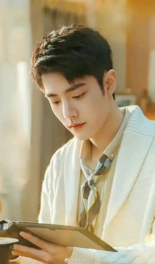 少年团肖战daytoy凭一己之力,贡献出饭圈多少神图～充满正气的东方脸