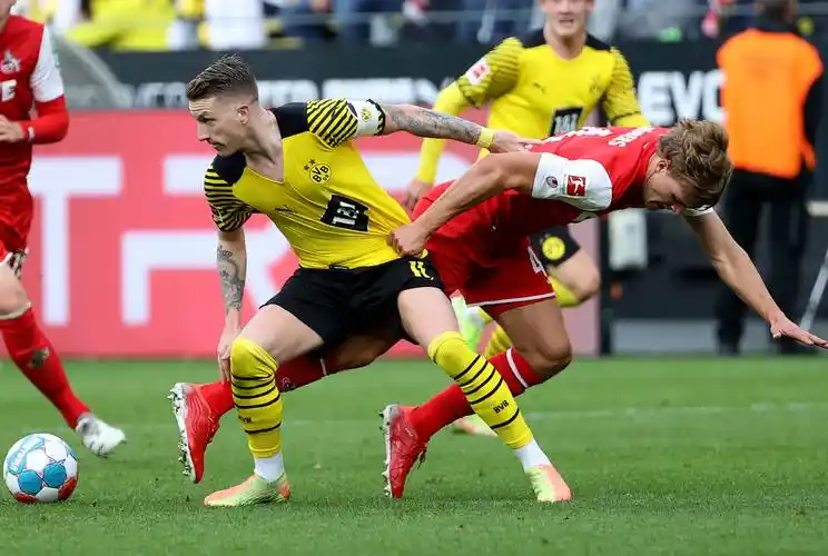 德甲综合:拜仁大胜柏林联合 多特蒙德击退科隆_比赛