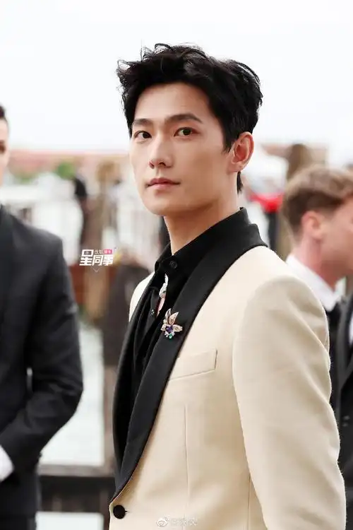 杨洋刘亦菲威尼斯同框