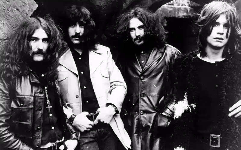 所有的摇滚老炮在黑色安息日面前都要叫声祖师爷