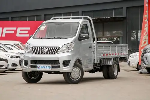 2019款 长安星卡l系列 l1 1.5l 手动 加宽单排 货车标准型 国vi外观