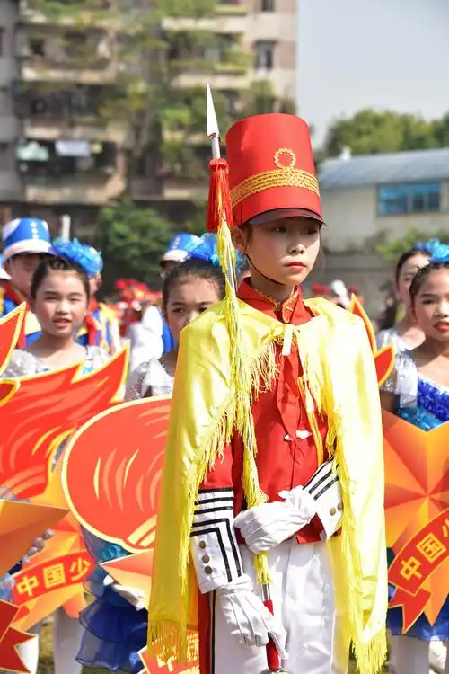 西南九小鼓号队指挥(邓喻文)