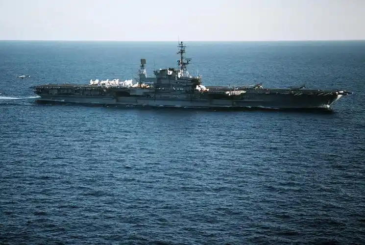 中途岛号航空母舰