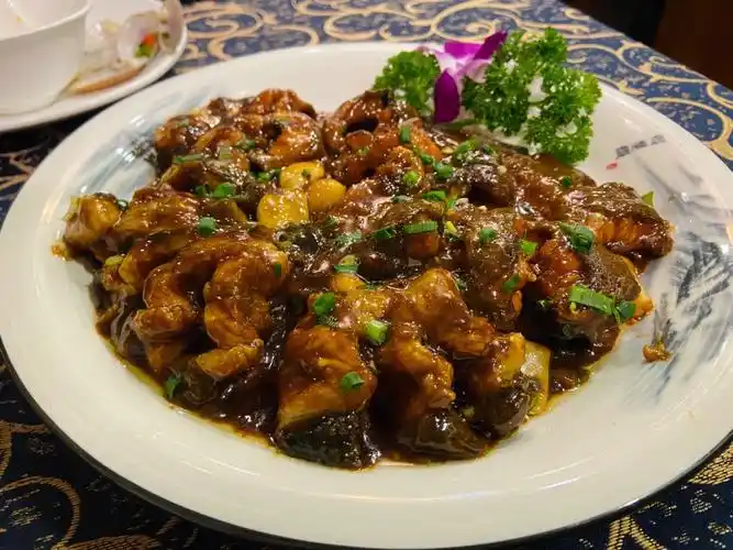 晓平饭店最好吃的红烧鳗鱼罗森生巧