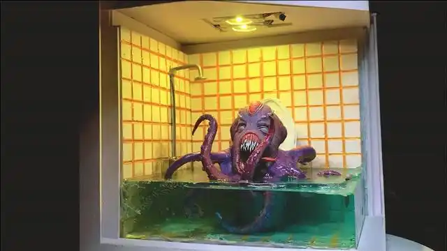 卫生间出现一只变异的章鱼,真是大开眼界