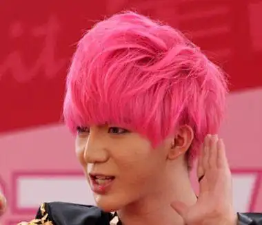 染红色头发是不是显老男生染头发颜色种类图片