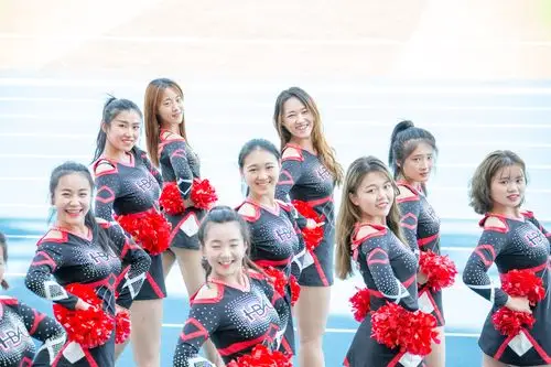 黑龙江八一农垦大学啦啦队1