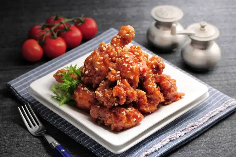 比较有特色的炸鸡在中国哪个地方?-食尚香西安小吃培训学校