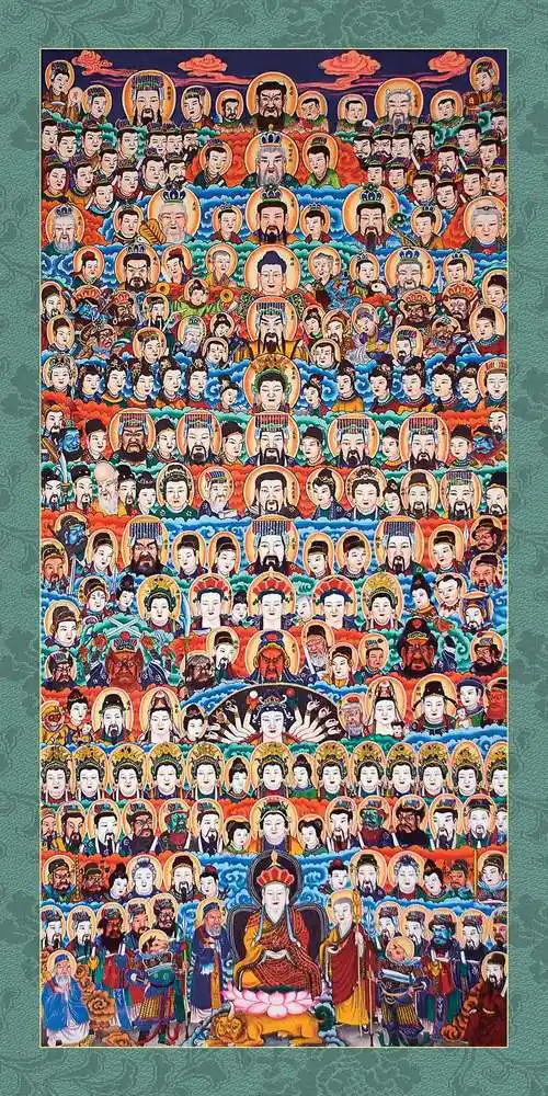 这一天人们要早早起床,放鞭炮,点香烛,祭祀百神以及祖先.