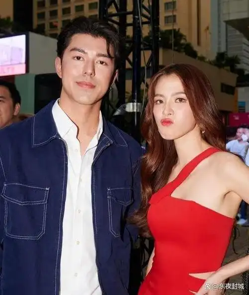 小水的整个名字是平采娜·乐维瑟派布恩,是泰国的当红女艺人,2009年