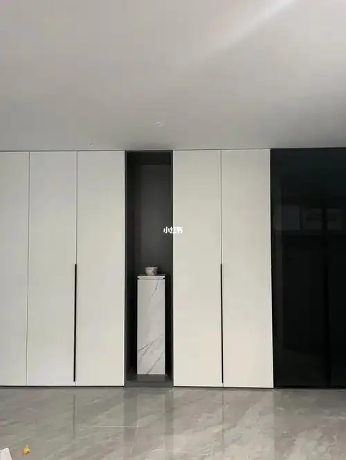 黑白灰的柜子如何不显得单调