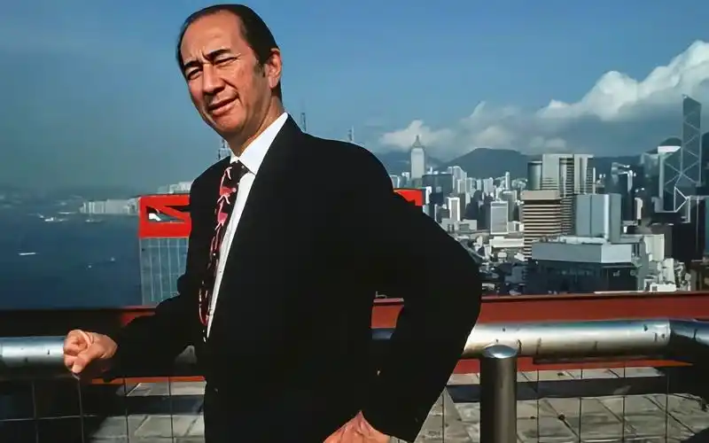 女护士贴身照顾何鸿燊,差点成赌王五太,最后拿2亿成人生赢家