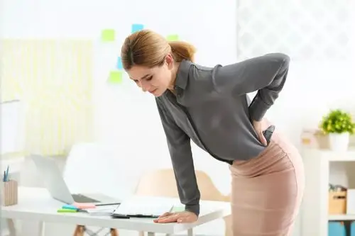 女性腰痛的原因及相关情况_腰部