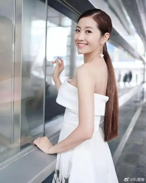 《新闻女王》再现tvb"有钱为所欲为"名场面,黎诺懿,陈自瑶助阵,网友