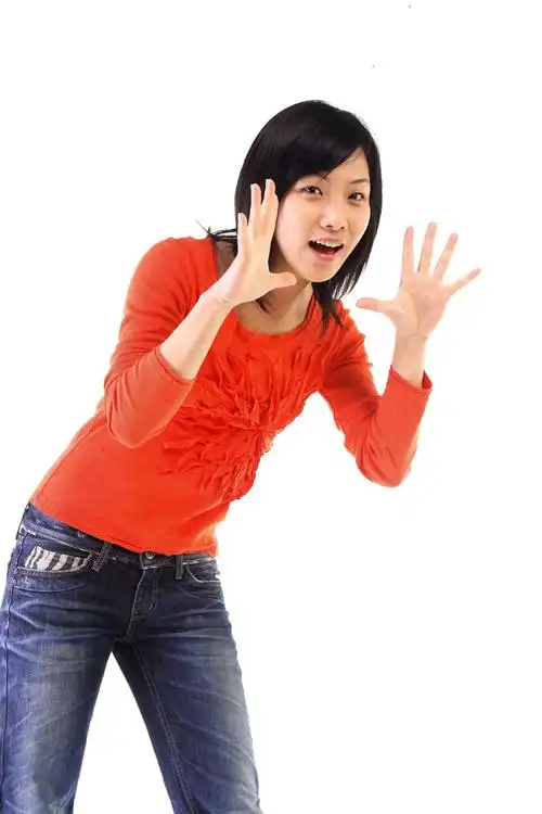 大声呼喊的韩国美女高清图片