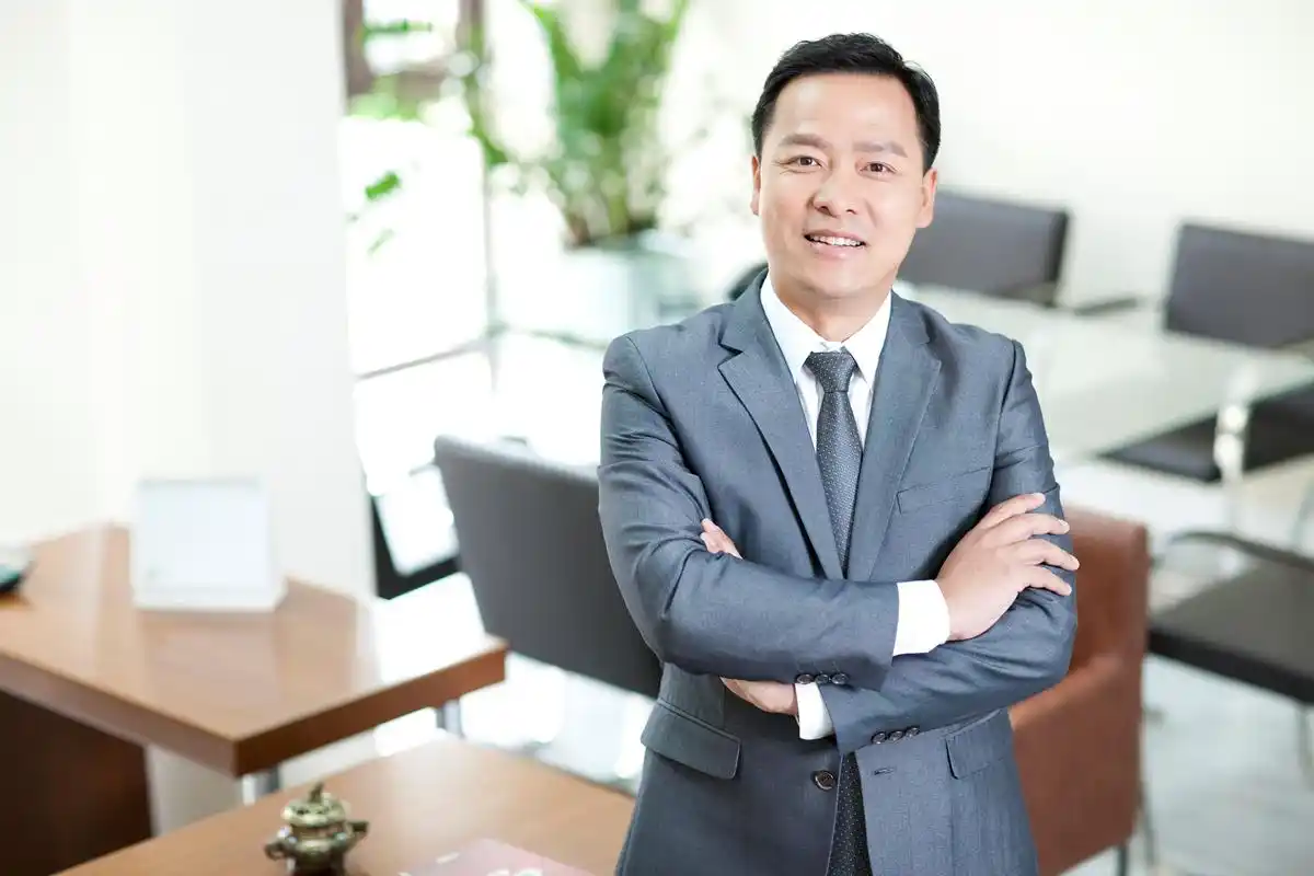 每次我和总裁出差,每个人都知道我在做什么,但他们