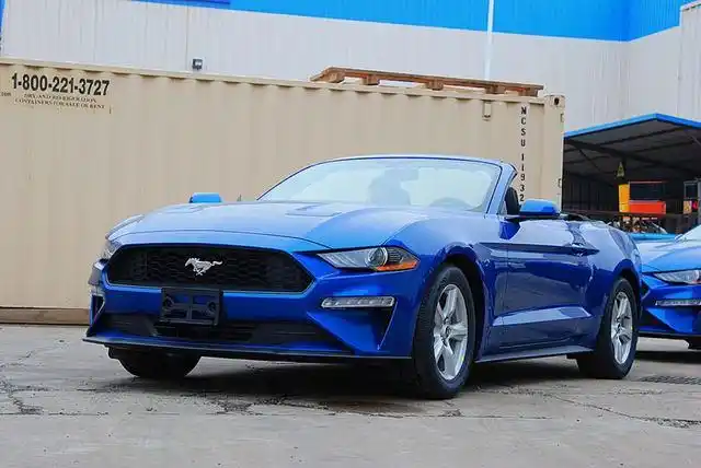 20款福特野马2.3t敞篷跑车五一降40万起