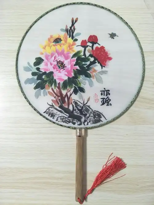 丹青画室学员扇画作品展之一