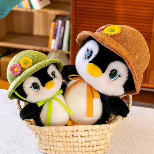 公仔圆圆毛绒玩具女孩床上陪睡玩偶暖心陪伴女友生日礼物可爱企鹅