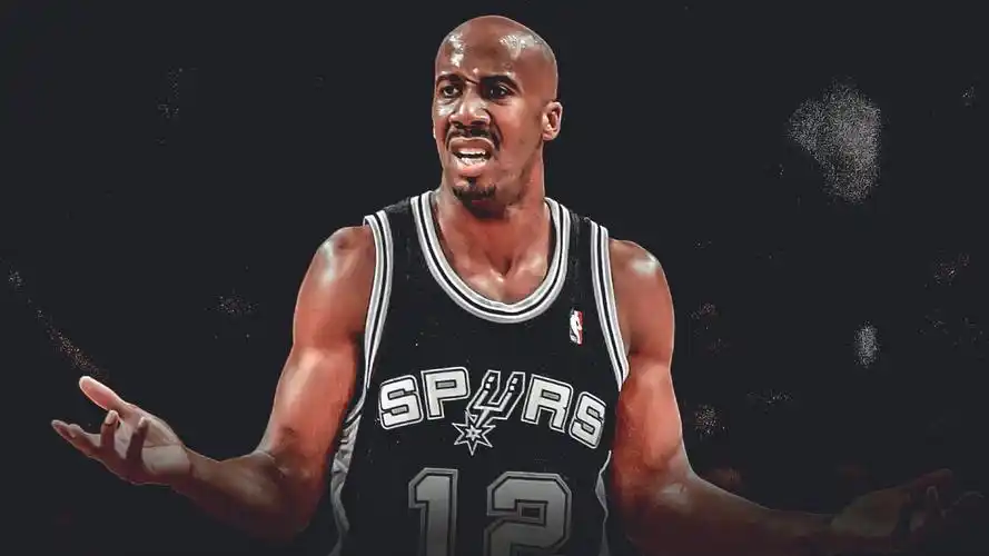 鲍文:当年也存在心理健康问题 后悔未及时公布