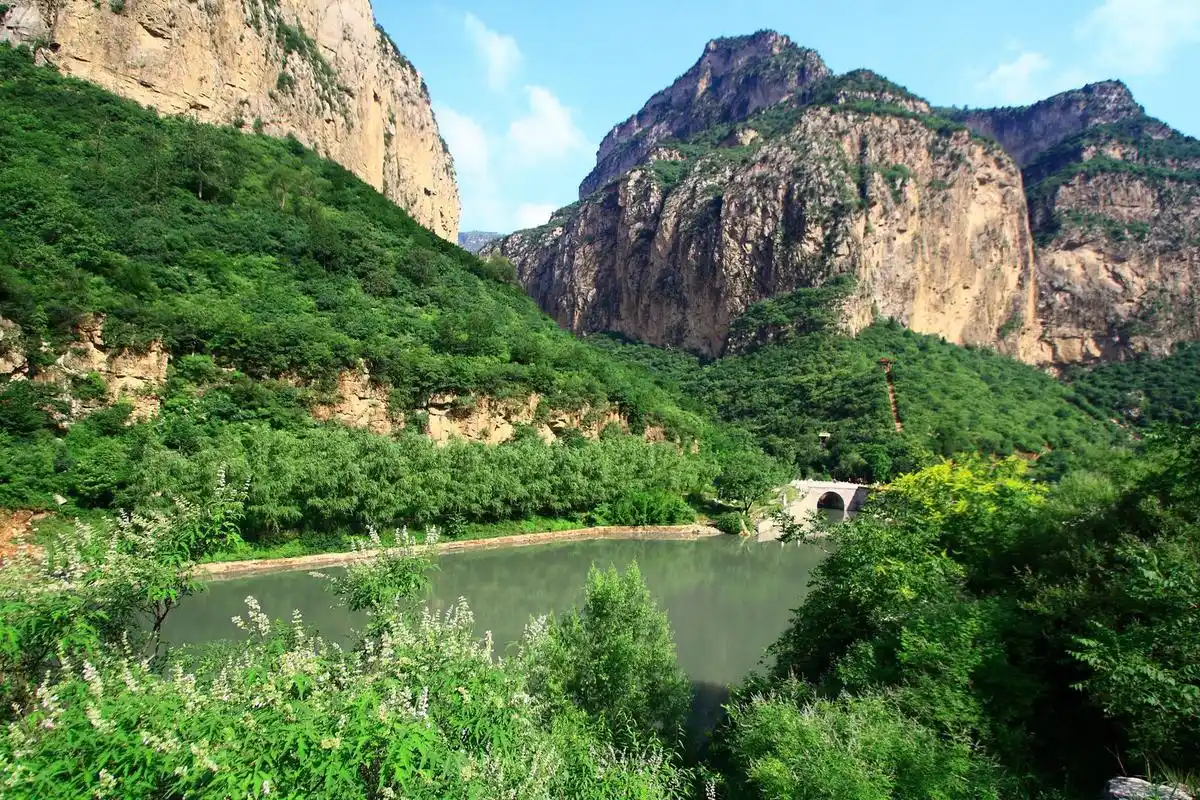 河南鹤壁云梦山被称为"青岩仙境",有中华第一天古军校之美誉!