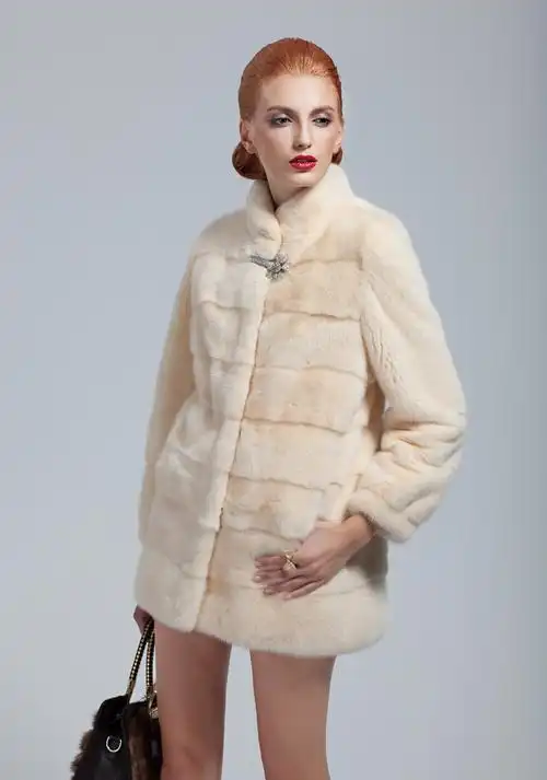 供应2013新款 貂皮大衣 整貂 水貂皮草白色女中长款外套