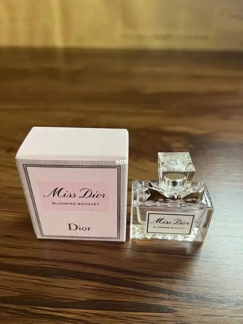 dior迪奥香水小样花漾甜心淡香氛5ml中小样q
