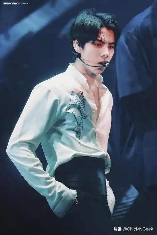 网友:想立马倒进太平洋肩膀|韩国|宽肩|肩宽|脸蛋|池昌旭_网易订阅