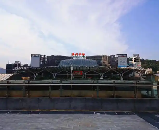 广州东站 - 刘亦飞 - 图虫