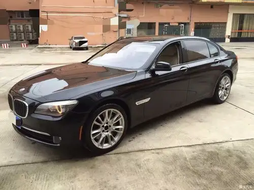 12年最顶配宝马760