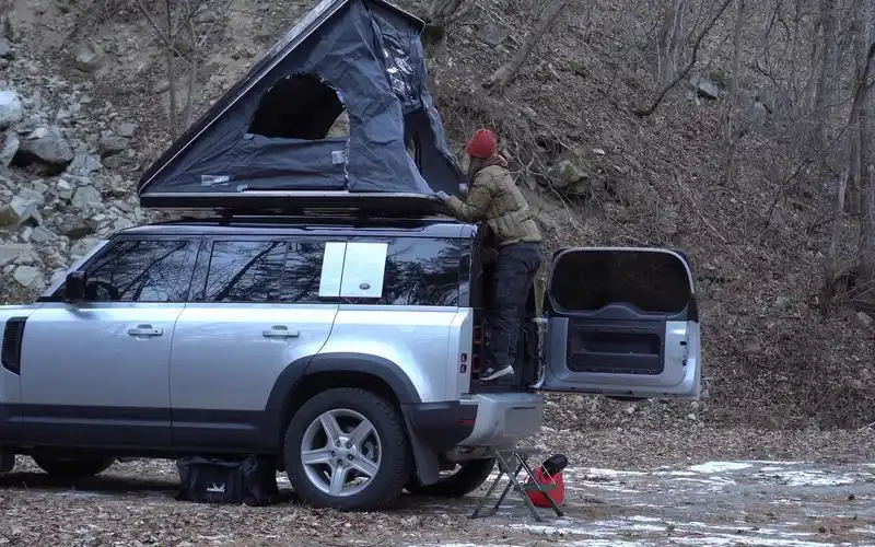 【yoyo camp】冬天独自露营,寒夜柴火炉温暖 路虎卫士110 2021款