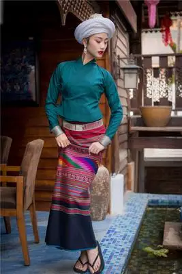 西双版纳傣族传统服饰交领上衣经典条纹裙筒套装多色民族服装