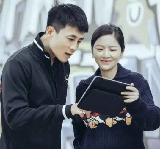 王灿总算忍受不了立即脸一热,那么作为丈夫和孕爸的杜淳,就连孕妇不