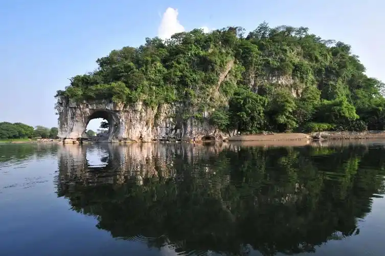 桂林象鼻山
