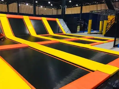 旱台滑雪〓 蹦床大灌篮,翻越墙,弹力网,高空滑索