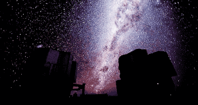 天空gif动态图 @哆啦a梦我是大雄 你我暮年,闲坐庭院,听雨,赏月,话往