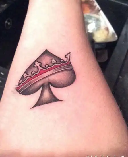 黑桃纹身-黑桃纹身图案-纹身黑桃图片大全-黑桃纹身手稿