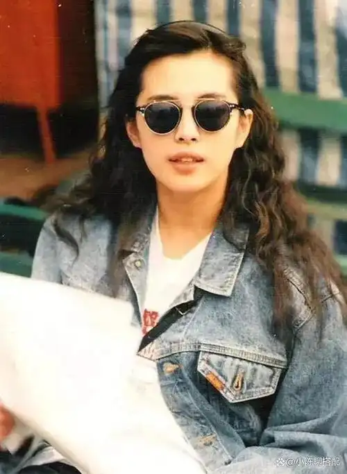 看了90年代港风穿搭:我发现再过30年,你穿衣也未必赶得上她们