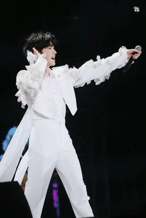 宋亚轩solo舞台音源登音乐指数榜第一