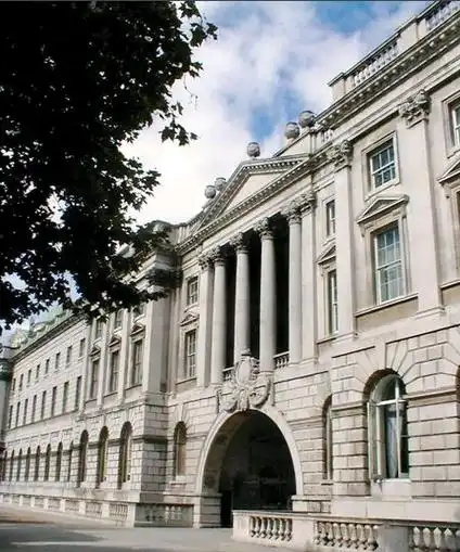 伦敦大学国王学院(1829年建于英国的综合大学))_石塘网