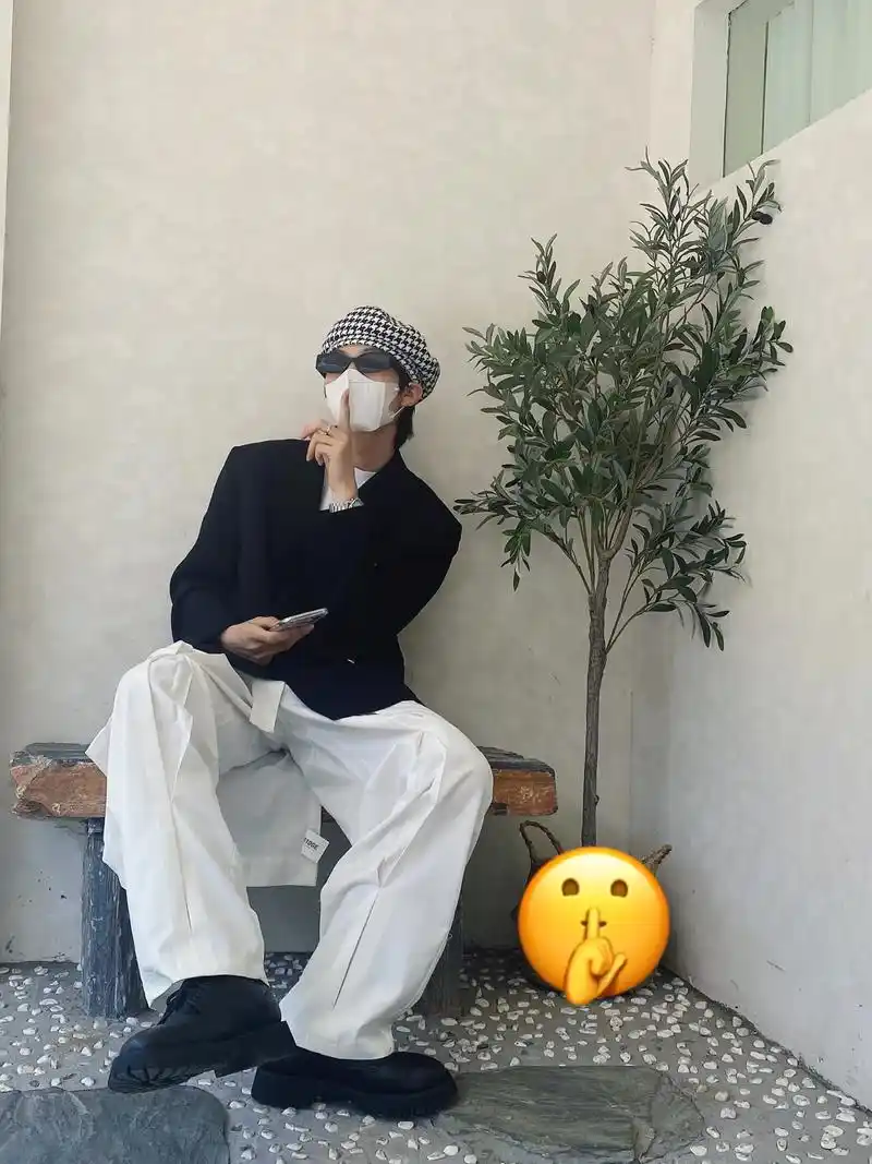 高中生穿搭|黑白穿出高级感.