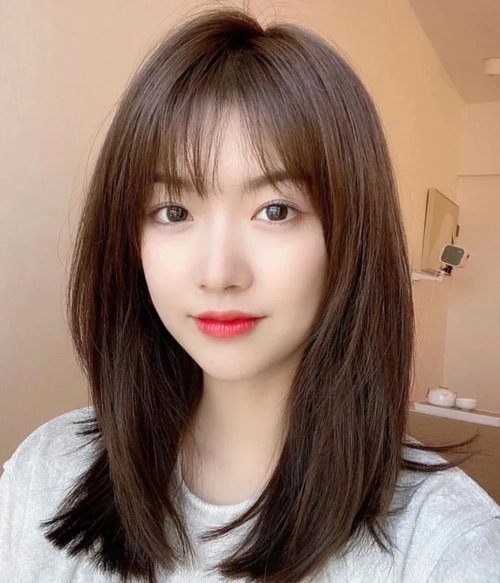 "锁骨发"发型19款,一看就很喜欢,瘦脸时尚不夸张|发尾|刘海|直发|脸型