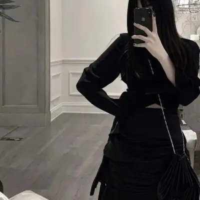 宋祁恩 ins黑色系女头_女生头像_我要个性网